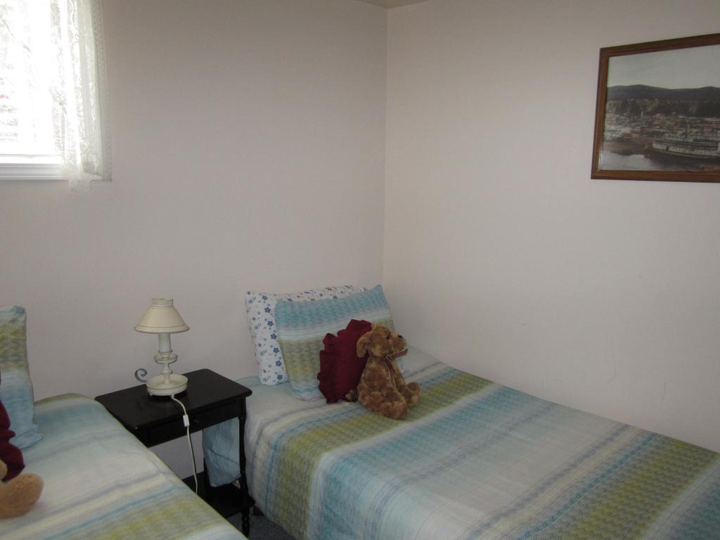 Casey'S Bed & Breakfast Whitehorse Chambre photo