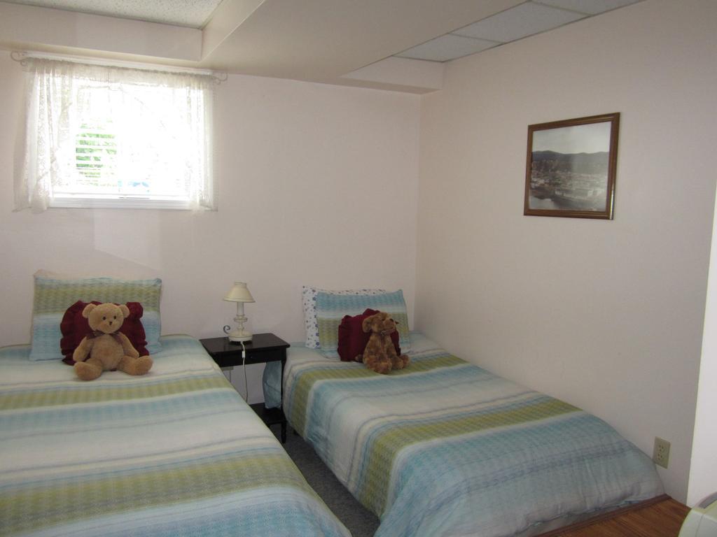 Casey'S Bed & Breakfast Whitehorse Chambre photo
