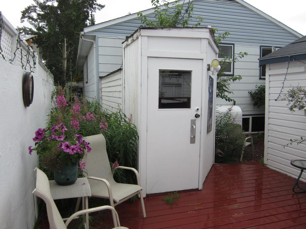 Casey'S Bed & Breakfast Whitehorse Chambre photo