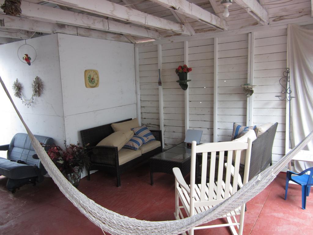 Casey'S Bed & Breakfast Whitehorse Chambre photo