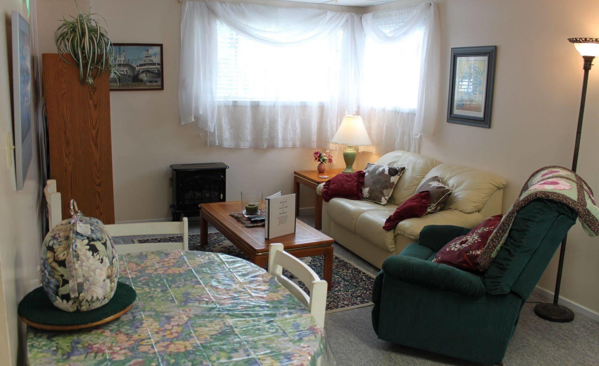 Casey'S Bed & Breakfast Whitehorse Extérieur photo