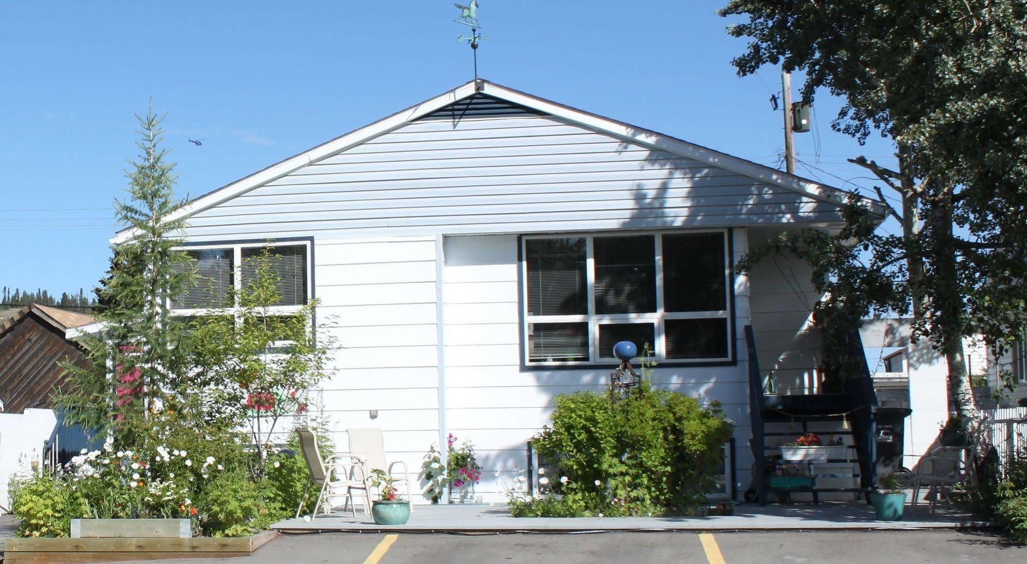 Casey'S Bed & Breakfast Whitehorse Extérieur photo