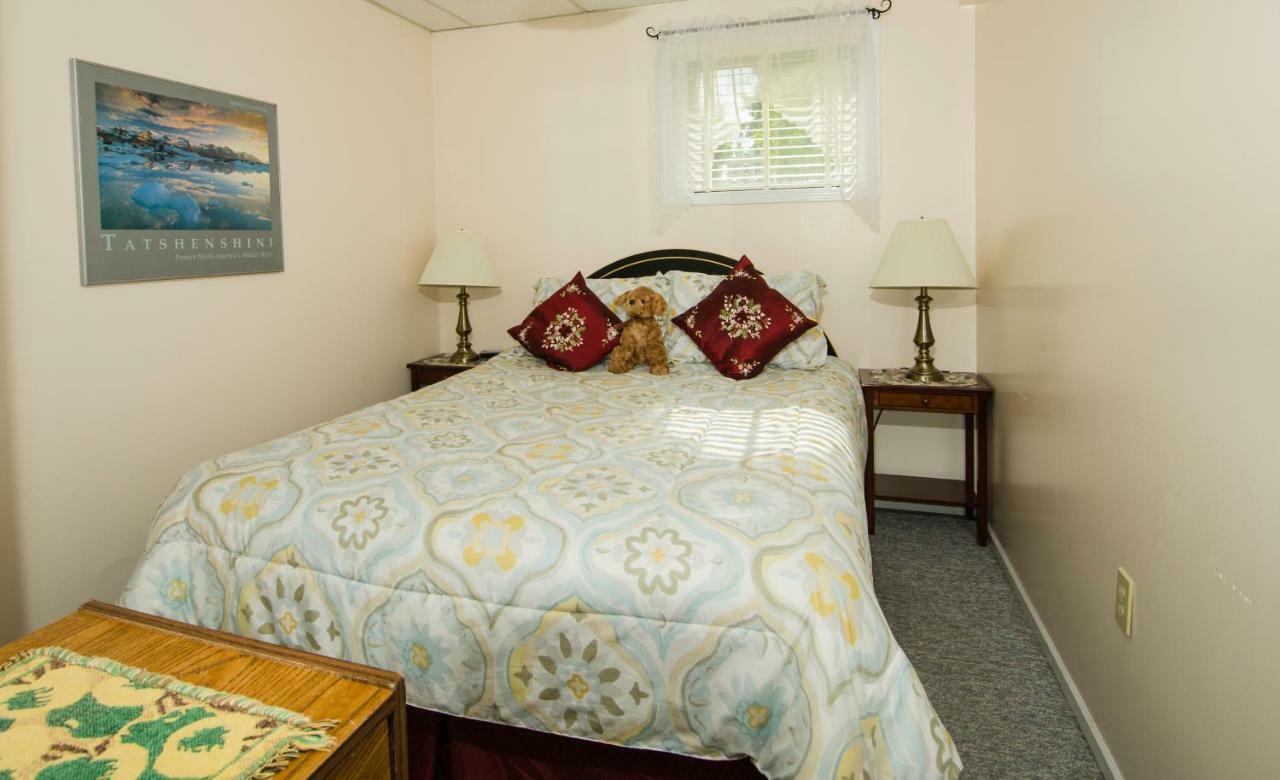 Casey'S Bed & Breakfast Whitehorse Extérieur photo